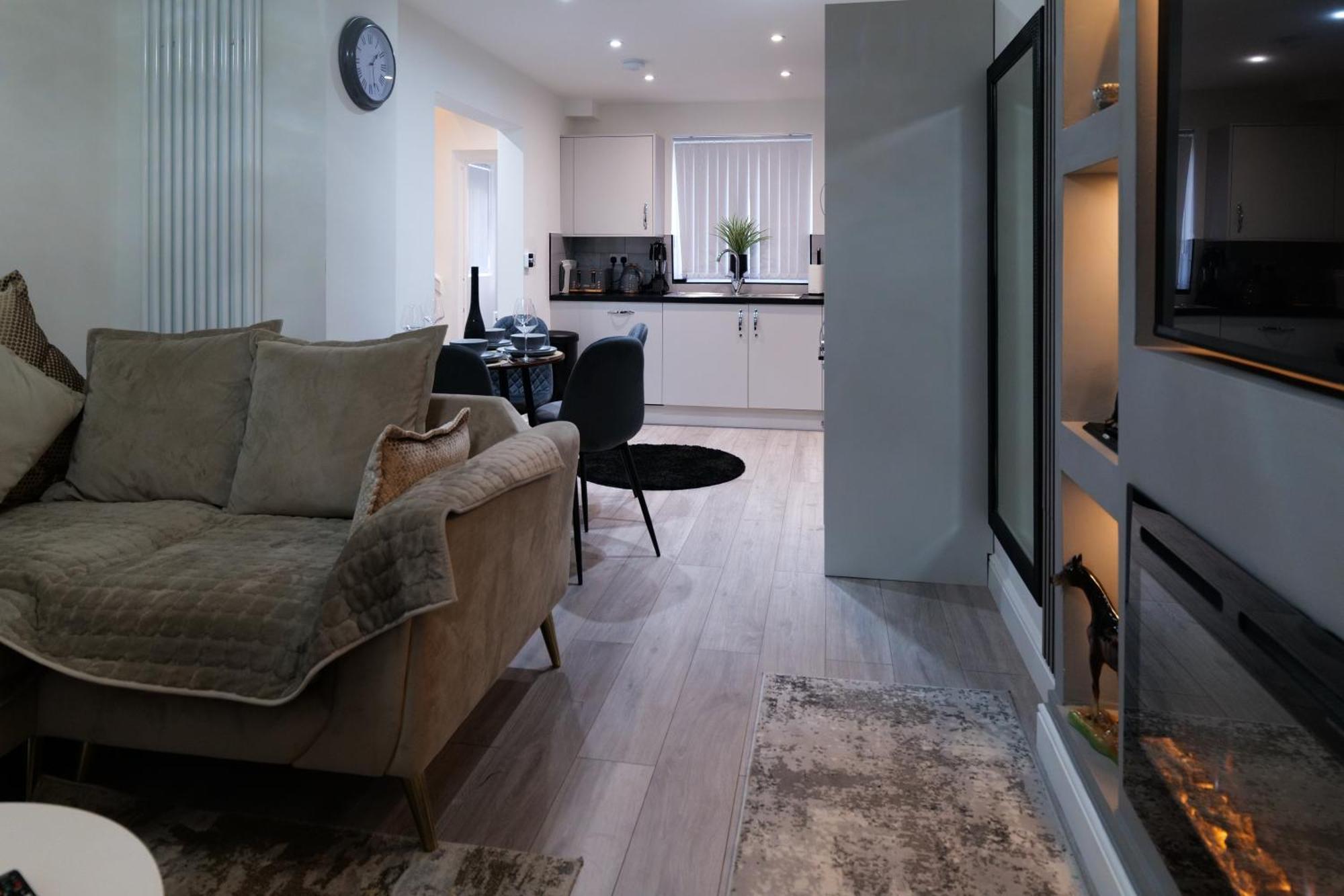 Downtown Cozy House In マンチェスター エクステリア 写真